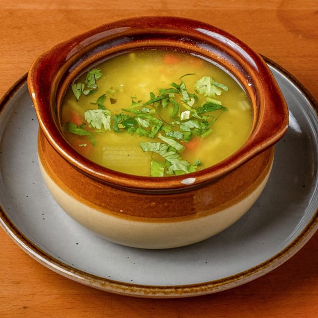 Sopa de Pollo.
