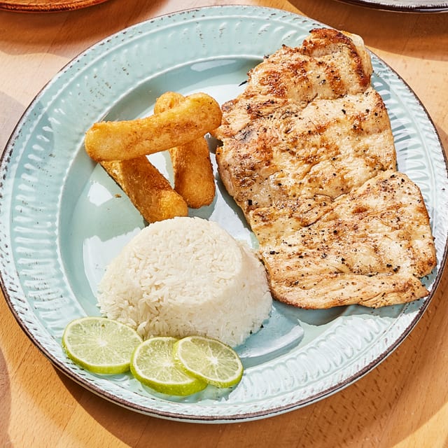 Pechuga de Pollo al Grilled Lunch Special.